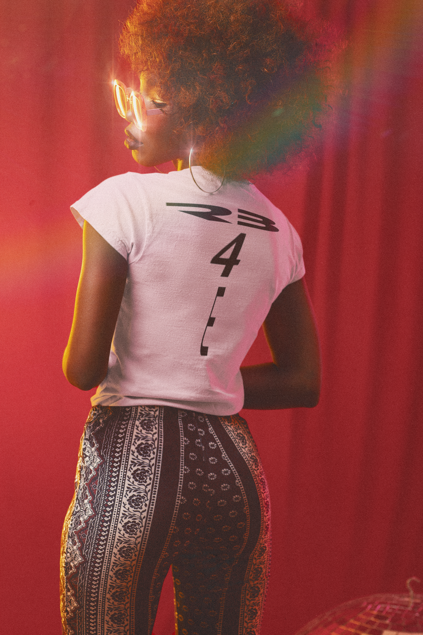 RB4E "MUSIC LOVER" WOMENS T